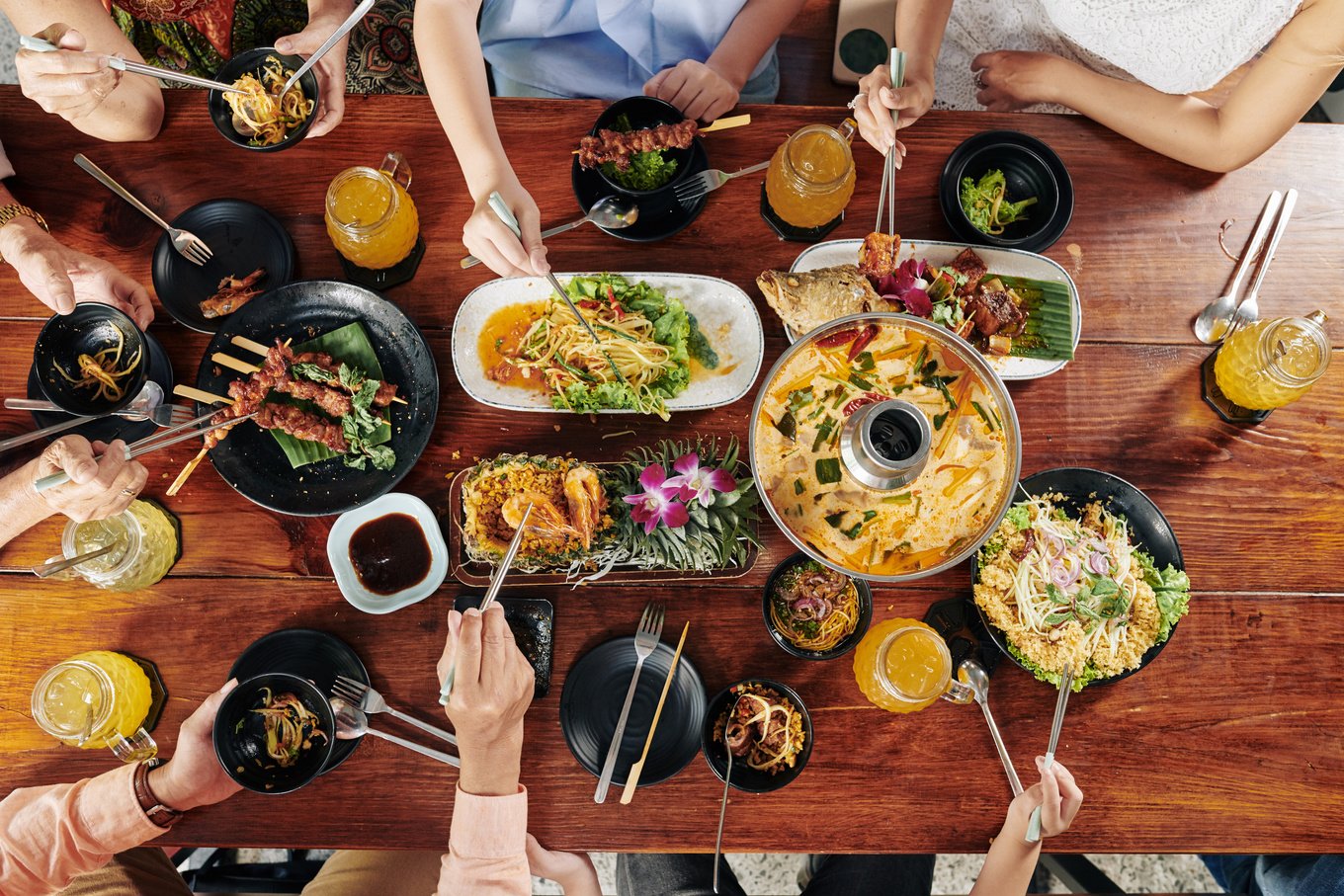 Big Family Dinner